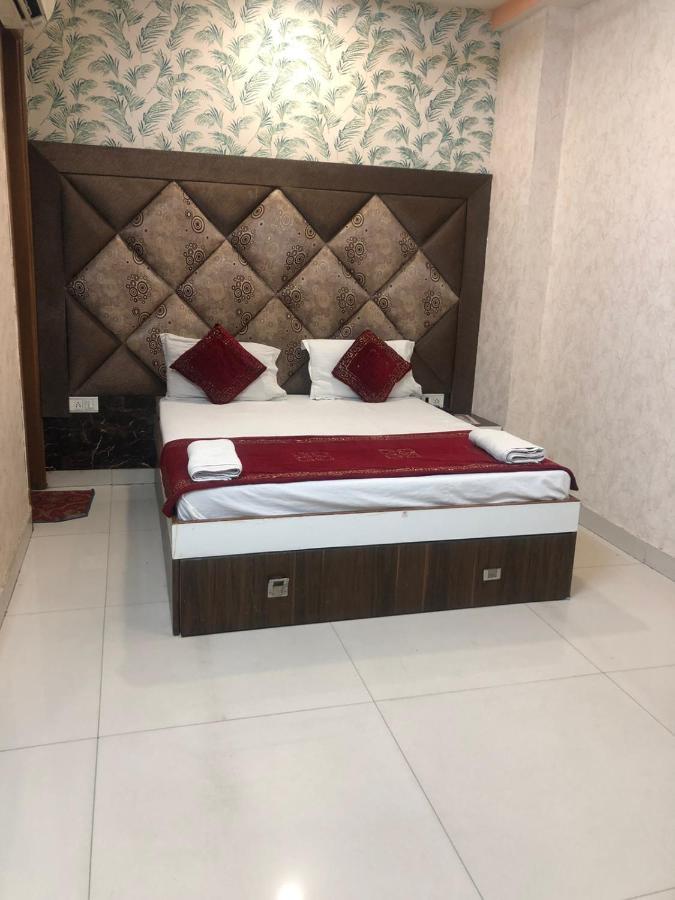 Hotel Robin Inn Amritsar Eksteriør billede