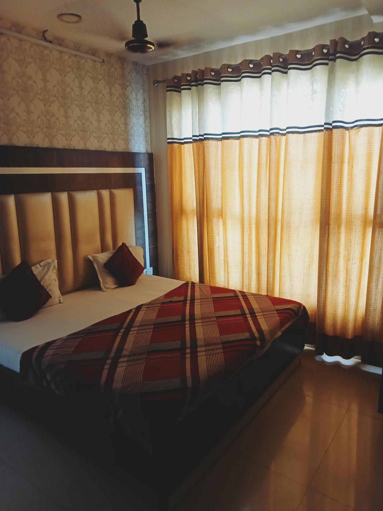 Hotel Robin Inn Amritsar Eksteriør billede