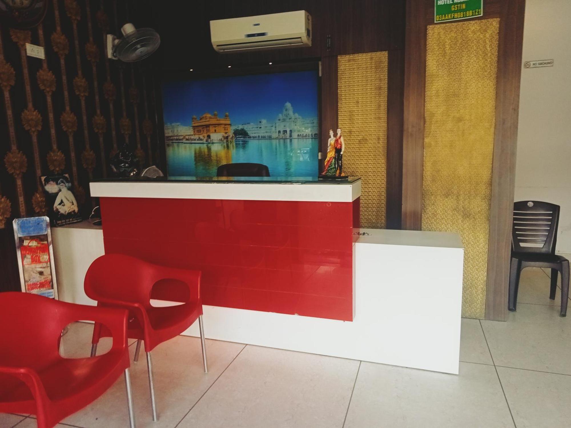 Hotel Robin Inn Amritsar Eksteriør billede